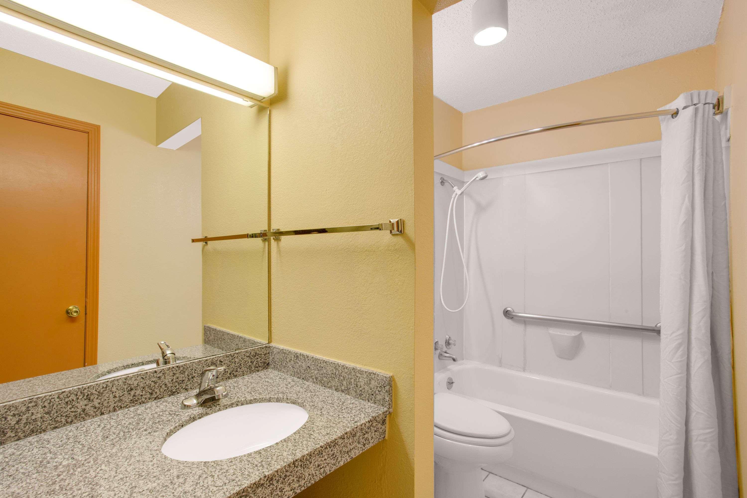 Super 8 By Wyndham Monticello Ar Motel Ngoại thất bức ảnh